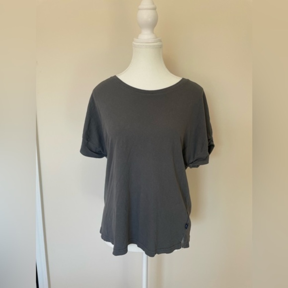 GAP Shirt